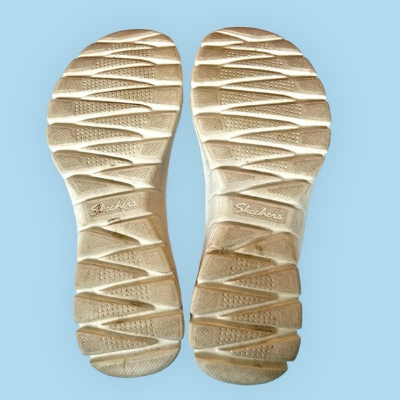 Skechers Memory Foam Slip On Flats Multi Color Size 6 Wide Fit EUC - Picture 6 of 6